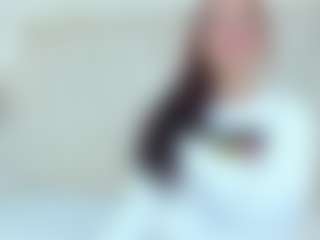Live cam show with Valery - Petite on madthumbs