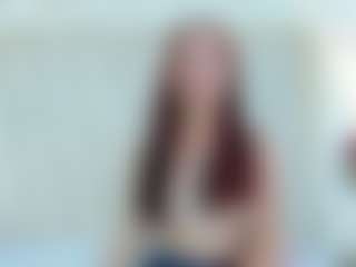 Live cam show with Valery - Petite on Camsoda