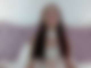 Live cam show with Valery - Fingering on Soda Cam