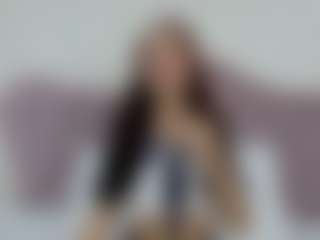 Live cam show with Valery - Skinny on SpankPalCams