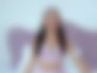 Live cam show with Valery - Blowjob on Uber Horny