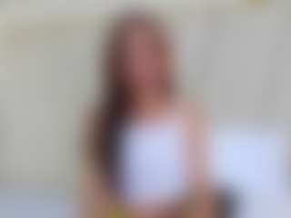 Live cam show with Valery - Brown Hair on TeamSkeetLive