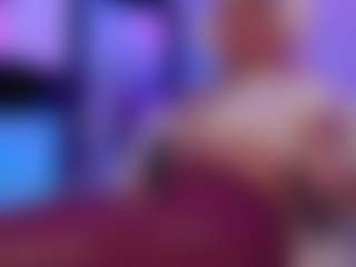 Live cam show with VelttRed - Red Hair on CamClone