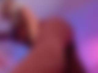 VelttRed's Live Sex Cam Show