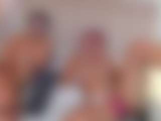 AnnieVanegas's Live Sex Cam Show