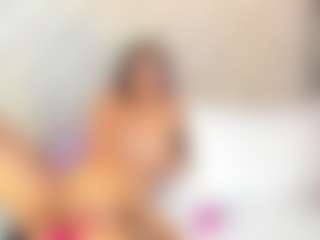 AnnieVanegas's Live Sex Cam Show
