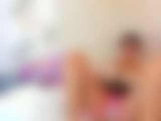 AnnieVanegas's Live Sex Cam Show