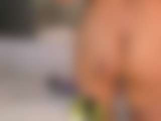 AnnieVanegas's Live Sex Cam Show