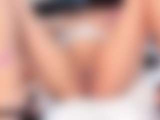 AnnieVanegas's Live Sex Cam Show