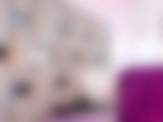 Live cam show with AnnieVanegas - Thick on AdultVida.com
