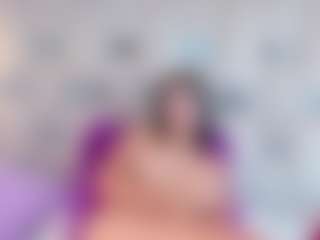AnnieVanegas's Live Sex Cam Show