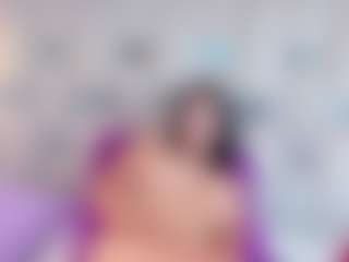 AnnieVanegas's Live Sex Cam Show