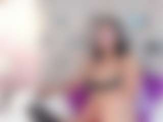 Live cam show with AnnieVanegas - Petite on madthumbs