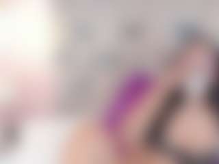 Live cam show with AnnieVanegas - Gray Eyes on SquirtSoMuch