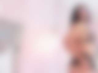 Live cam show with AnnieVanegas - College on Camsoda