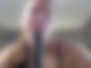 Krispyshot's Live Sex Cam Show
