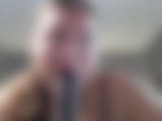 Krispyshot's Live Sex Cam Show