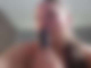 Live cam show with Krispyshot - HD on Camsoda Late Night