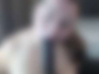 Live cam show with Krispyshot - New White on Hubzter Live