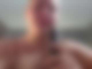 Krispyshot's Live Sex Cam Show