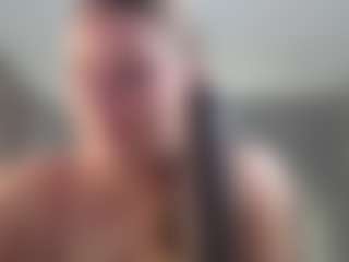 Krispyshot's Live Sex Cam Show