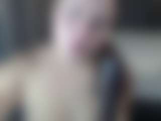 Live cam show with Krispyshot - Anal on TeamSkeetLive