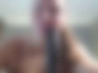 Krispyshot's Live Sex Cam Show