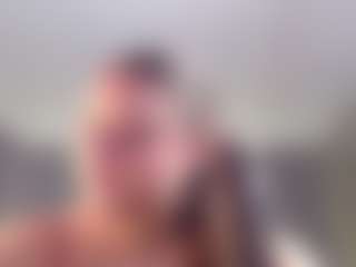 Krispyshot's Live Sex Cam Show
