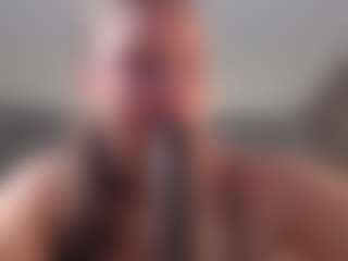 Krispyshot's Live Sex Cam Show