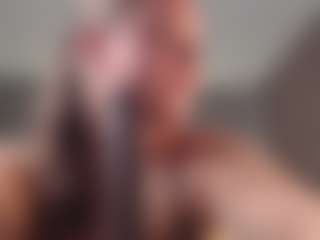 Live cam show with Krispyshot - White on sexylive.show