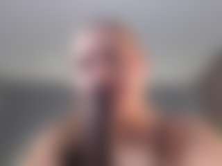 Krispyshot's Live Sex Cam Show