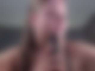 Live cam show with Krispyshot - Big Tits on Camsoda