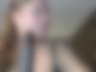 Live cam show with Krispyshot - Joi on Camsoda