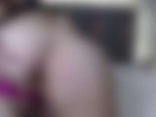 Krispyshot's Live Sex Cam Show