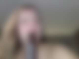 Krispyshot's Live Sex Cam Show