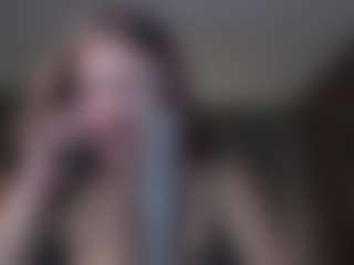 Krispyshot's Live Sex Cam Show