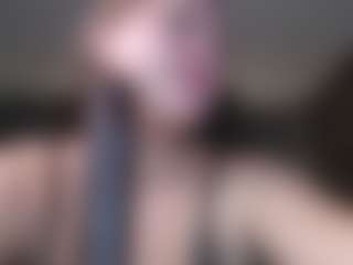 Krispyshot's Live Sex Cam Show