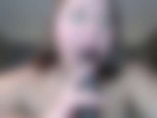 Krispyshot's Live Sex Cam Show