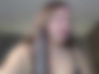 Live cam show with Krispyshot - Joi on CSO-WL