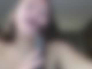 Krispyshot's Live Sex Cam Show