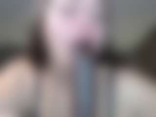 Live cam show with Krispyshot - Ride Torso on livesuperchat.net