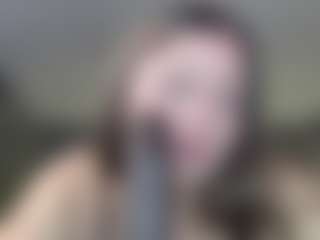Krispyshot's Live Sex Cam Show