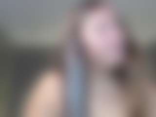 Live cam show with Krispyshot - Green Eyes on Camsoda