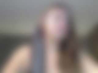 Live cam show with Krispyshot - Green Eyes on Strip Flash - Live Sex Shows