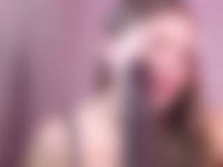 Live cam show with Krispyshot - Green Eyes on Strip Flash - Live Sex Shows