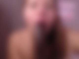 Krispyshot's Live Sex Cam Show