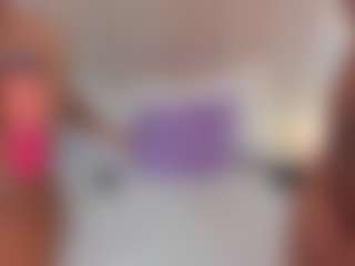 Live cam show with Luna - Cum on EXY