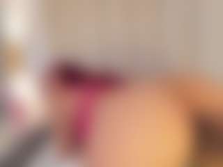 Luna's Live Sex Cam Show