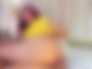 Live cam show with Luna - Nipple Piercings on nudelive.tv