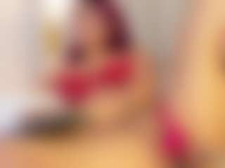 Live cam show with Luna - Thick on Mixed Magazine Live